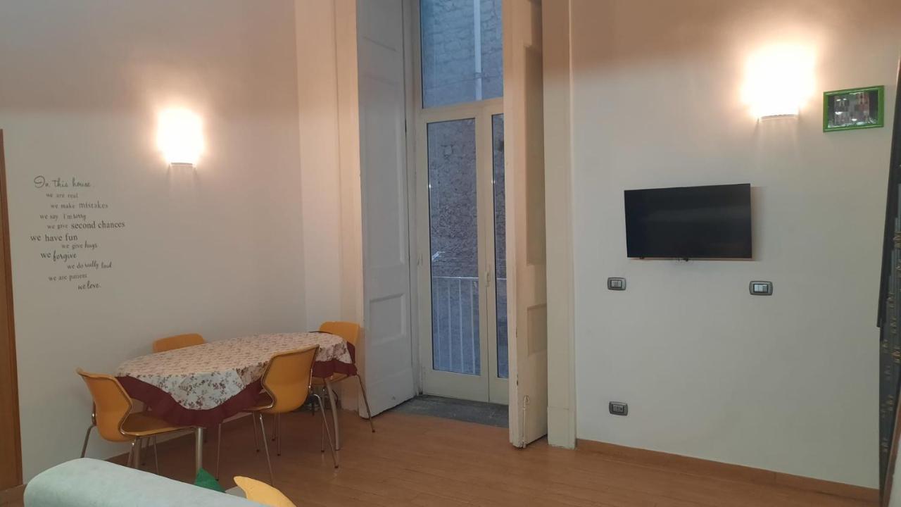 White Home Quartieri Spagnoli Naples Extérieur photo