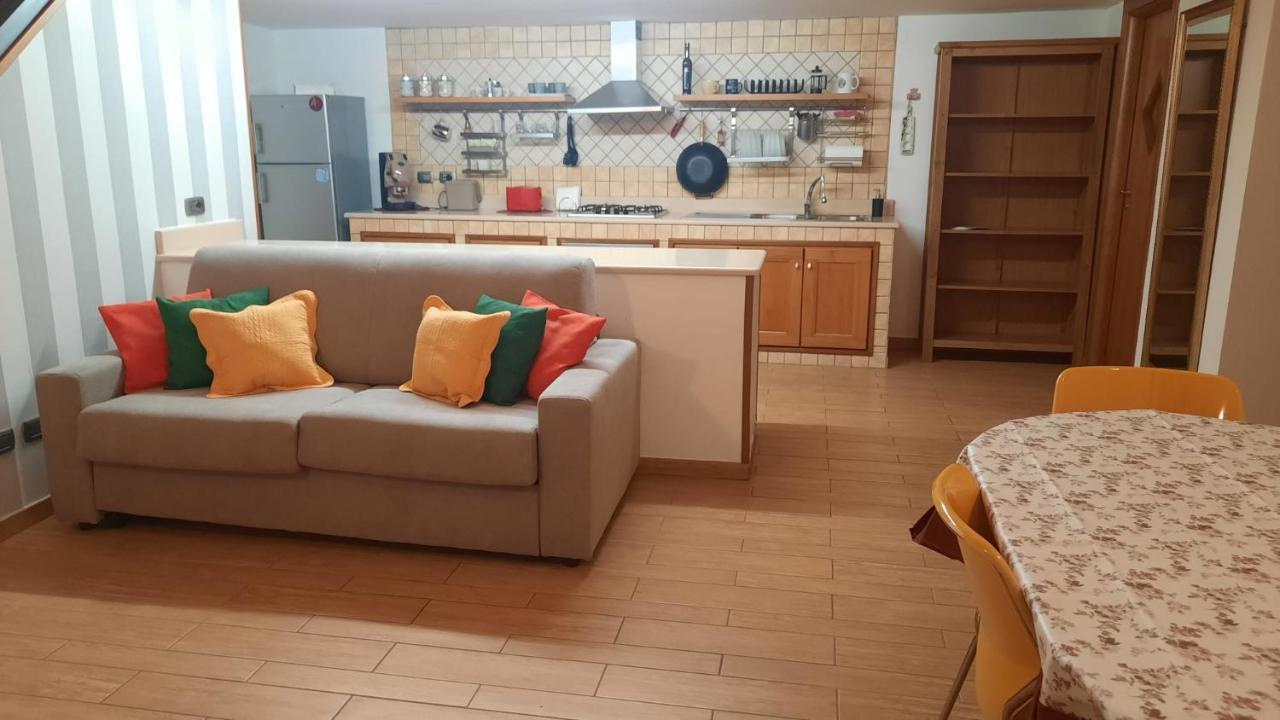 White Home Quartieri Spagnoli Naples Extérieur photo