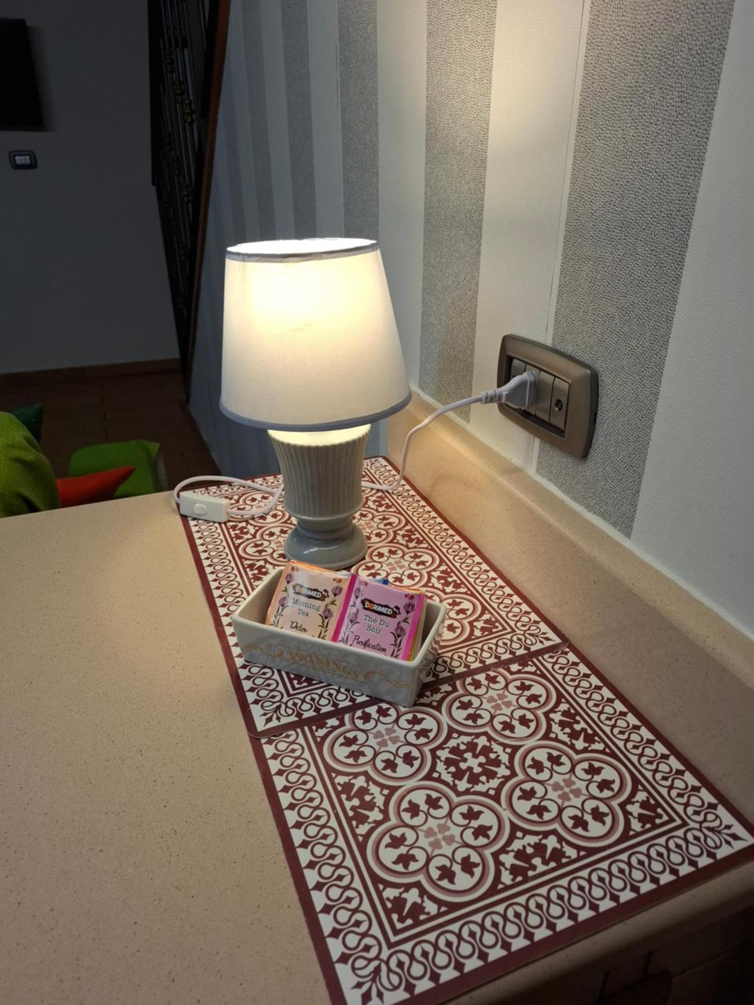White Home Quartieri Spagnoli Naples Extérieur photo